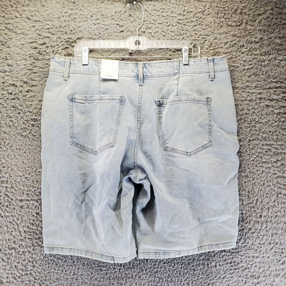 Time And Tru Shorts Womens 18 Light Blue High Rise Bermuda Relaxed Fit *NWT* - Picture 10 of 11